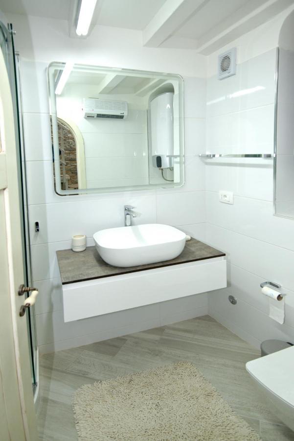 Apartment Sanjin With Sea View Baska  Bagian luar foto