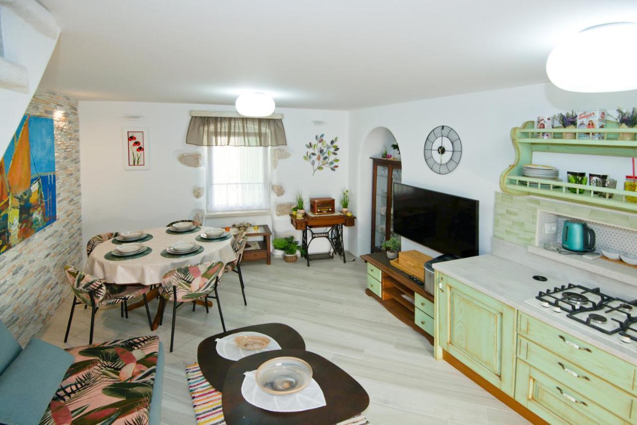Apartment Sanjin With Sea View Baska  Bagian luar foto